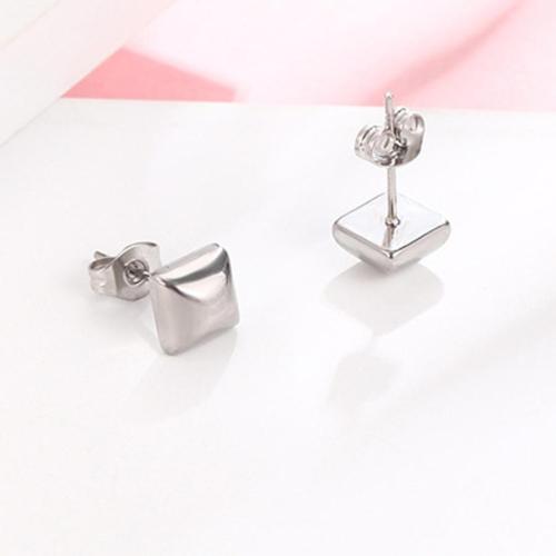 One pc titanium steel dainty square earrings(length:7mm)