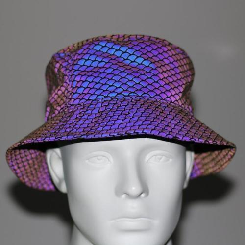 One pc reflective fish scales hip-hop buckle hat 58cm