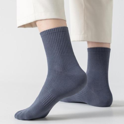 One pair new solid color cotton stretch warm crew socks