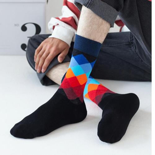 One pair contrast color new stylish all-match crew socks