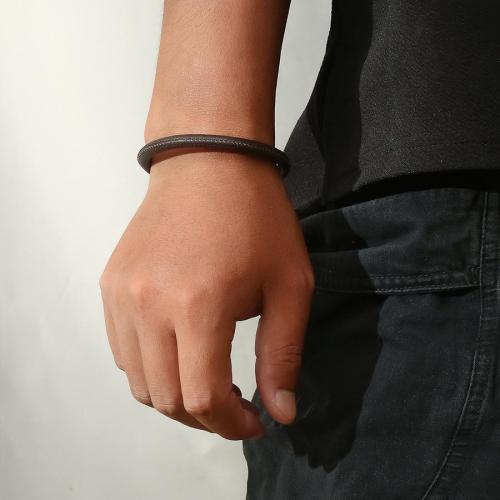 One pc stylish brown leather cord stainless steel magnetic buckle bracelet