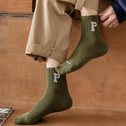 One pair new stylish 7 colors letter embroidery crew socks