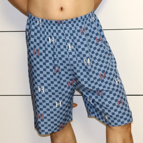 Casual non-stretch letter lattice print loose shorts loungewear size run small