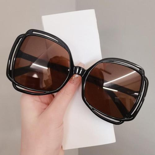 One pc stylish new hollow large frame uv protection sunglasses