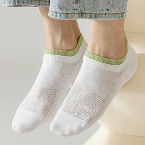 One pair cotton 4 colors contrast color low cut socks(suitable for sizes 40-45)