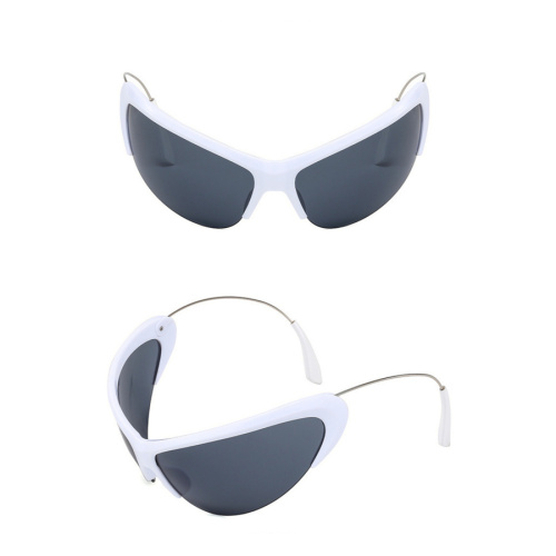 One pc stylish 4-color cyberpunk style outdoor uv protection sunglasses